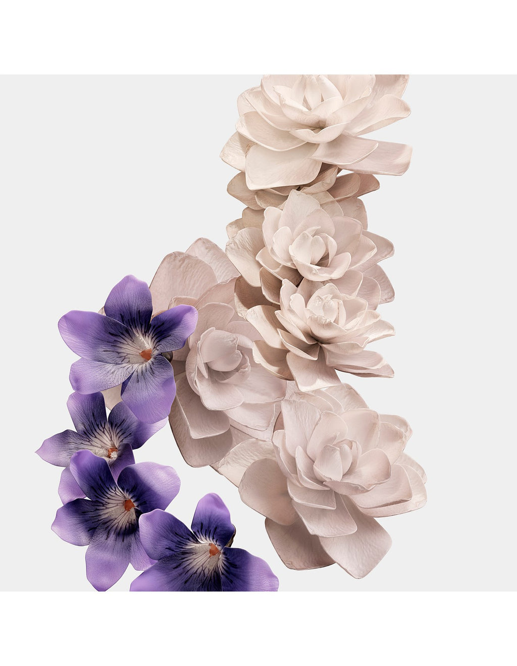 HER PETALS EAU DE PARFUM LIMITED EDITION 88ML